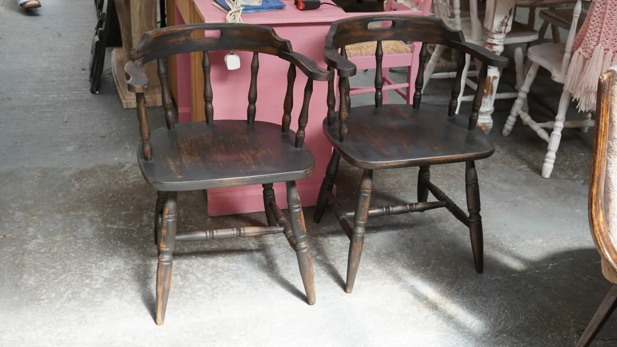 🪑 Pair of Upcycled Smokers' Chairs - Image 1