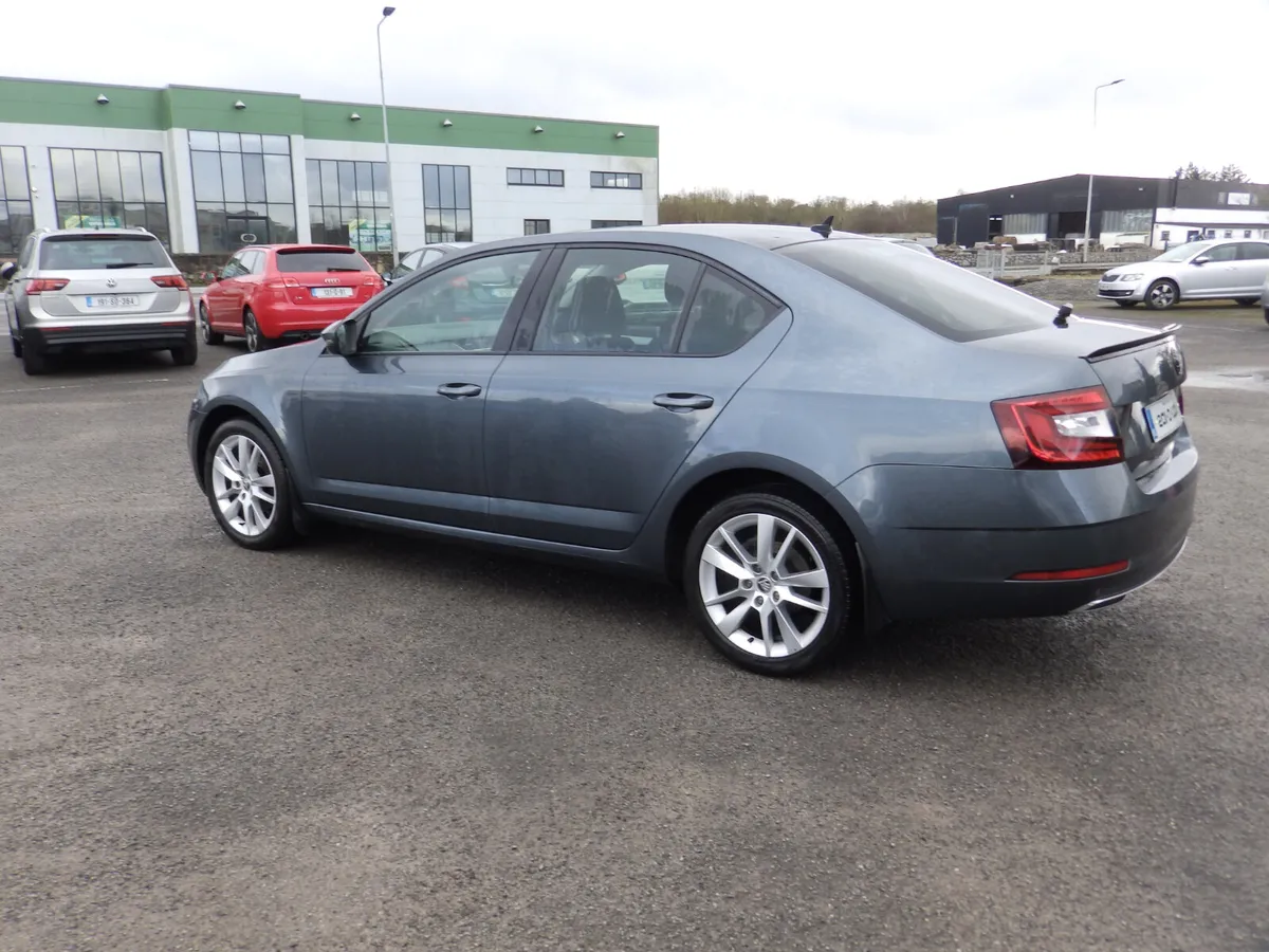 201 Skoda Octavia 1.6 TDI (SPORTLINE KIT) - Image 3