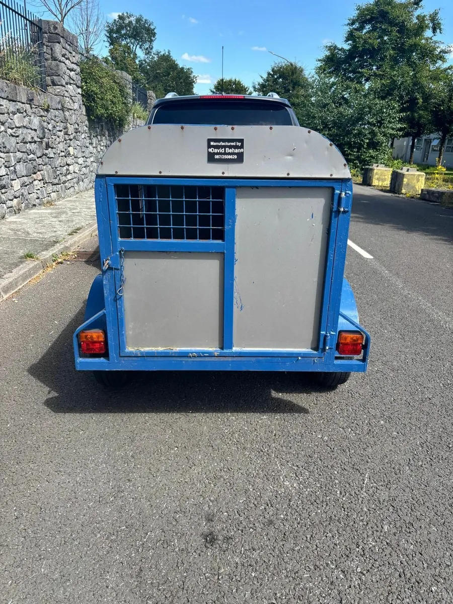 Dog Trailer - Image 1