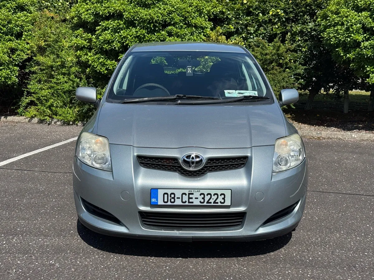 Toyota Auris 1.4 Petrol NCT 04/26 - Image 2