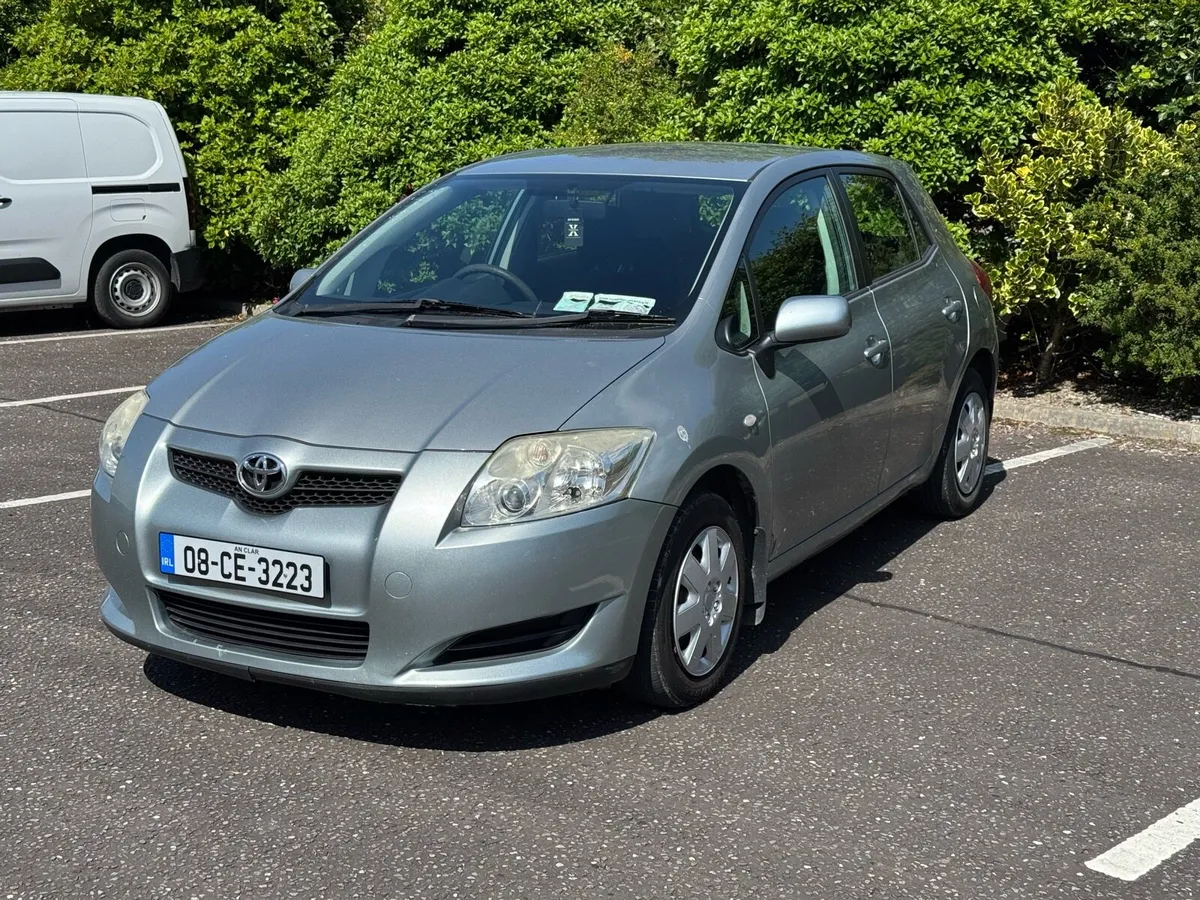 Toyota Auris 1.4 Petrol NCT 04/26 - Image 3