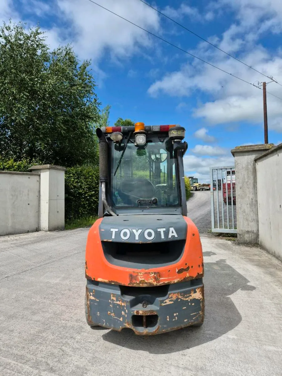 Toyota 8FDJF35 Diesel Forklift - Image 4