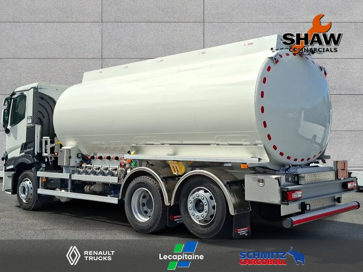 Renault T 380 6x2 Rear lift & steer Rigid Tanker - Image 4