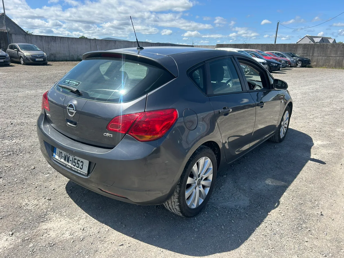 2010 OPEL ASTRA SC 1.7 - Image 4