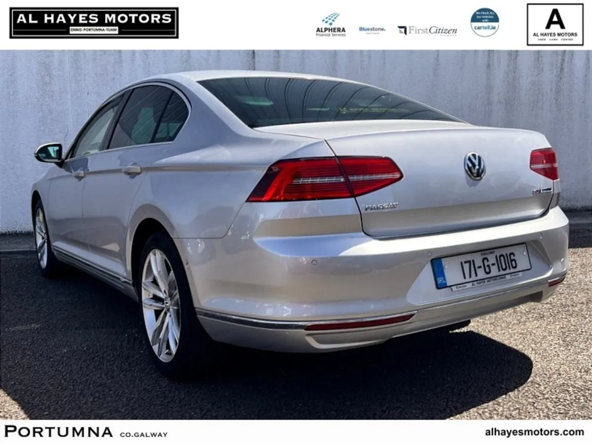 Volkswagen Passat Highline Sports 1.6 TDI 6speed - Image 3