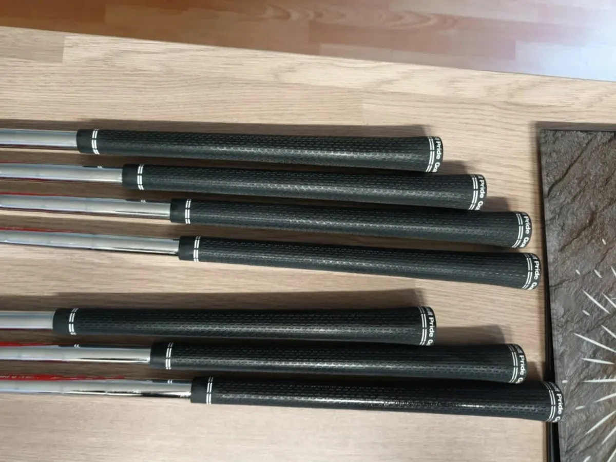 Srixon ZX7 MK II Irons 4 To Pw - Image 3