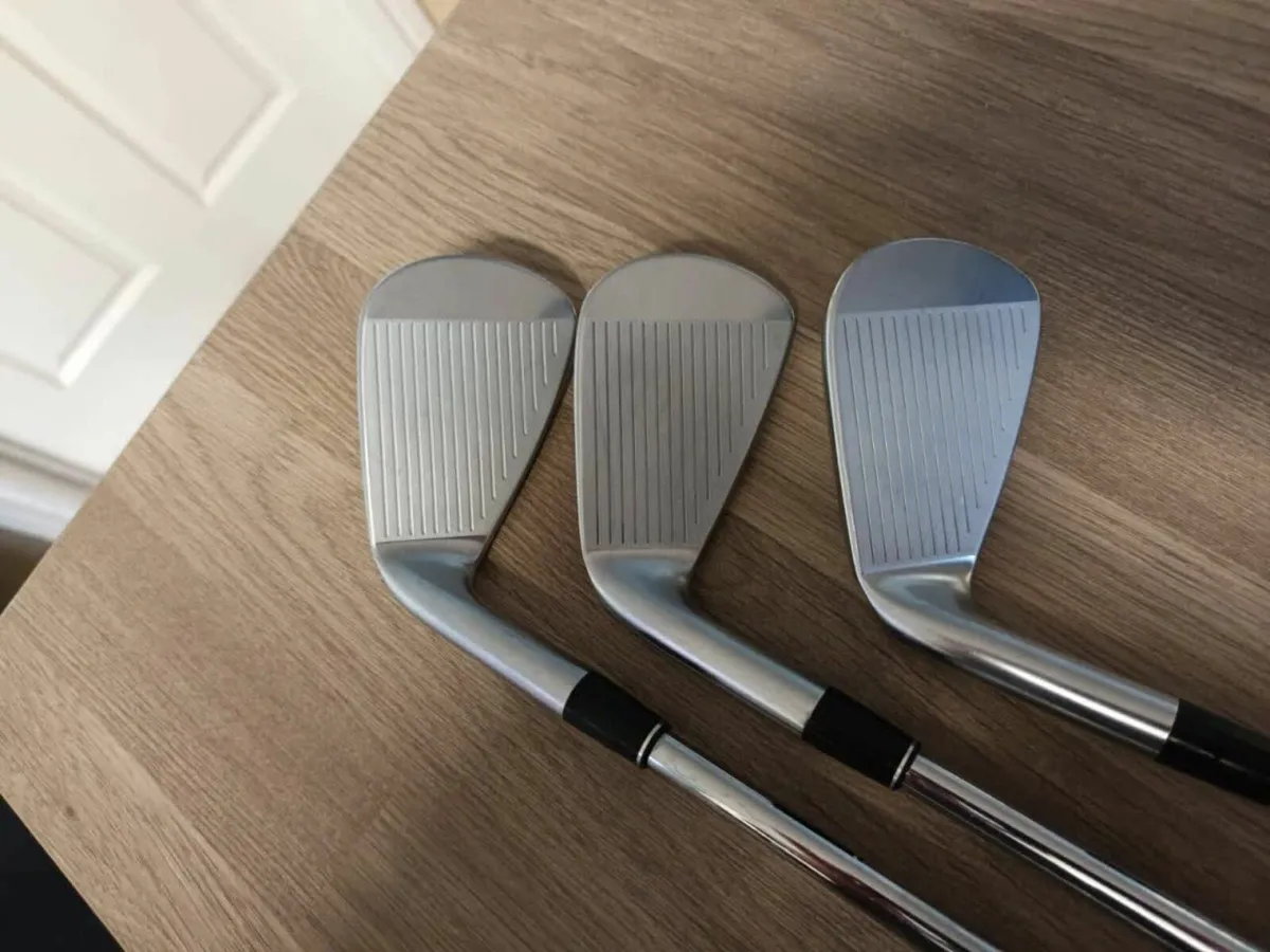 Srixon ZX7 MK II Irons 4 To Pw - Image 4