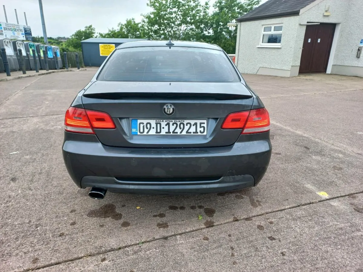 Bmw 320i M sport    price 3333e... - Image 2