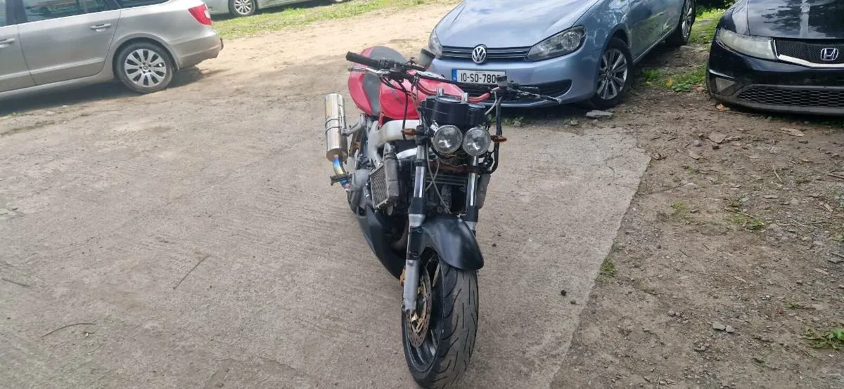 Honda vtr 1000 firestorm streetfighter 98 - Image 4