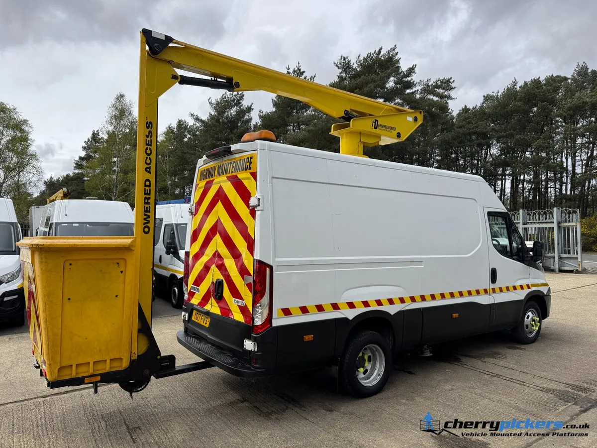 Iveco Daily Access Platform Cherry Picker - Image 4