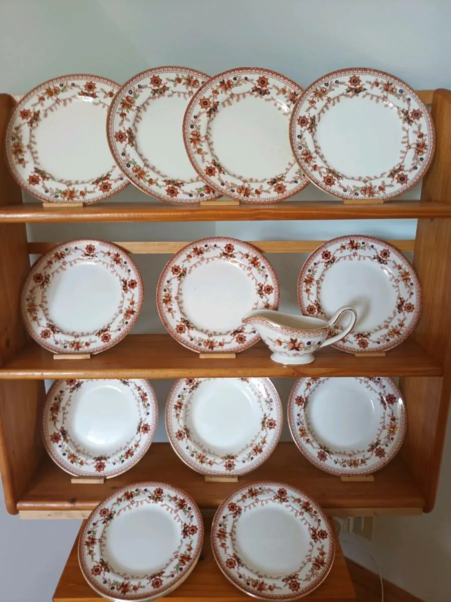 15 pieces  ARKLOW Dinnerware  " FORMOSA" Eire - Image 1
