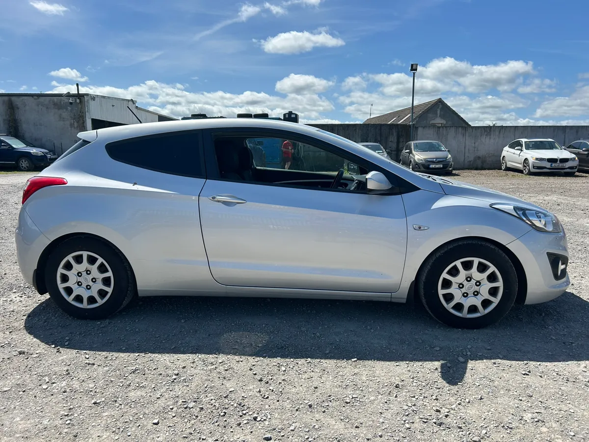 2013 HYUNDAI I30 1.4 DIESEL VAN - Image 2