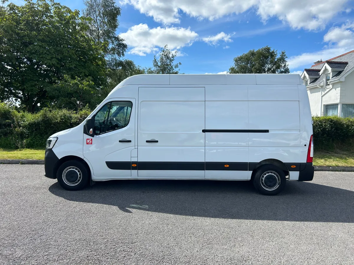 Renault Master 35 LWB Extra high roof 2.3 Diesel - Image 4