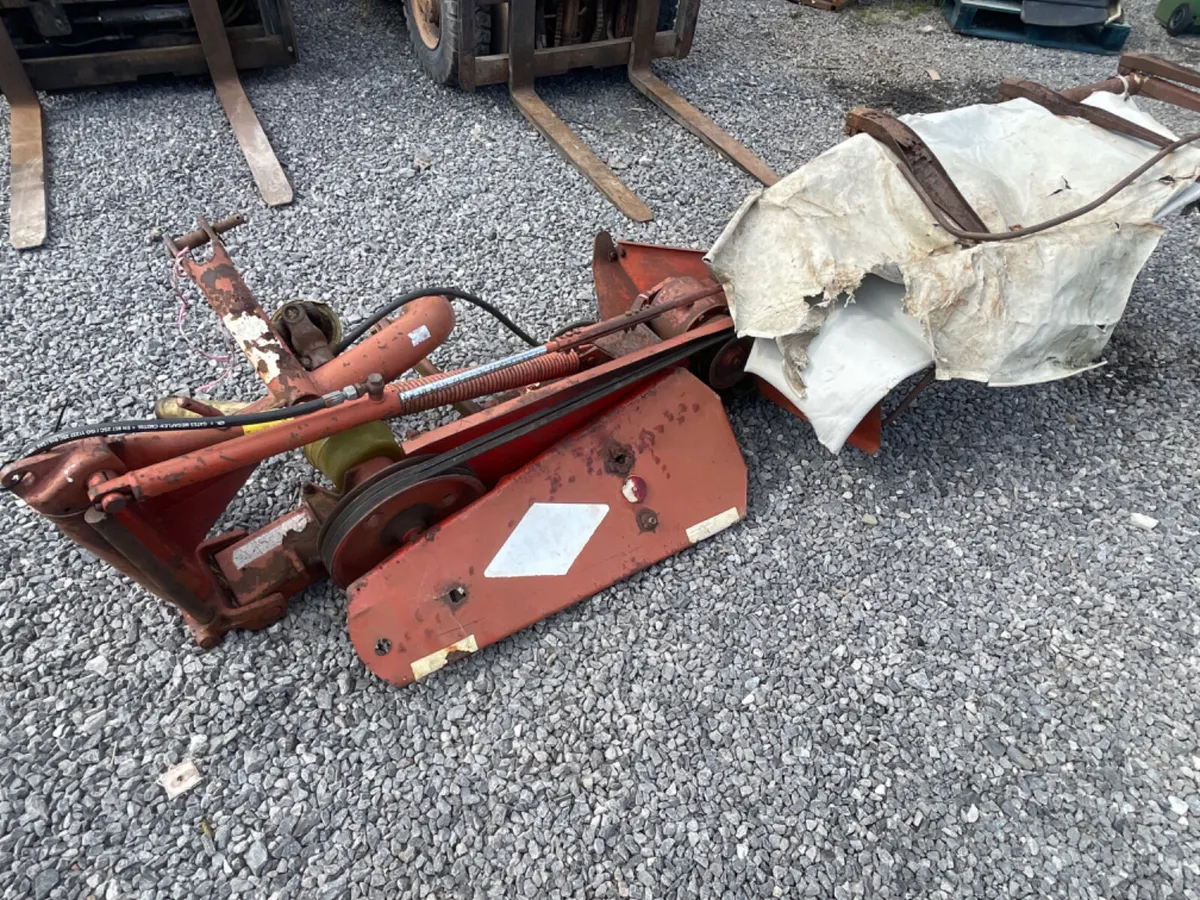 Kuhn 5ft disc mower spares/repairs - Image 4
