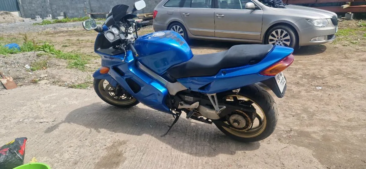 Honda vfr 800fi 98 - Image 4