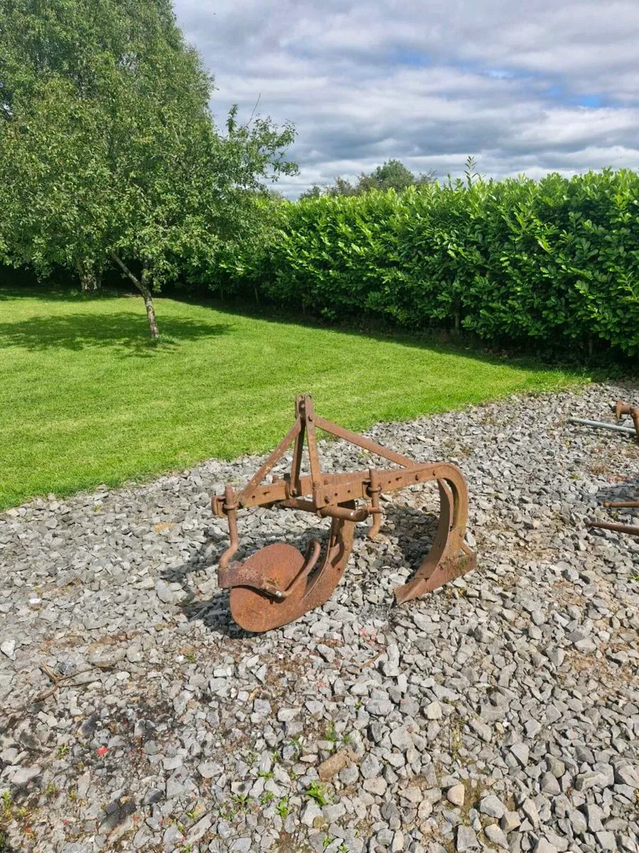 Ferguson plough - Image 1