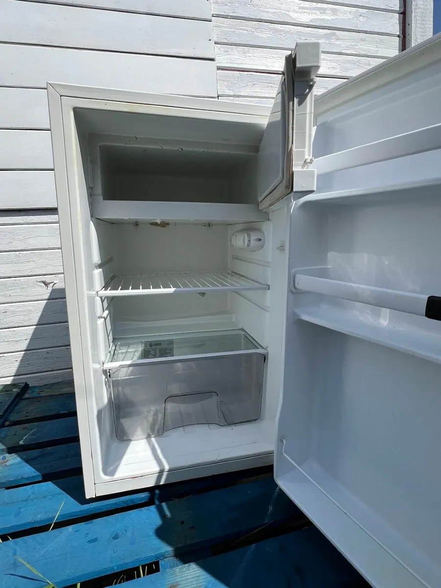 Fridge Freezer Undercounter - Image 3