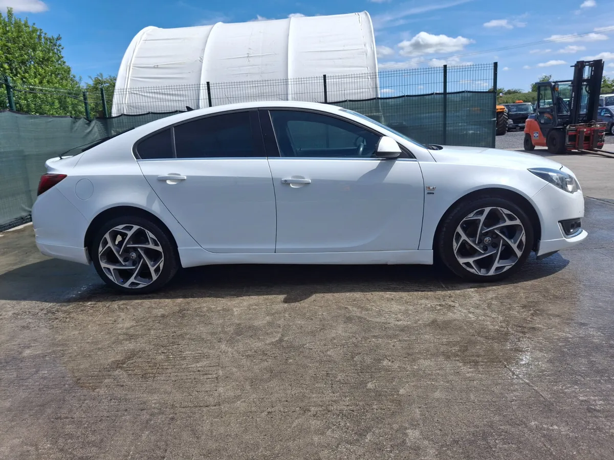 162 Opel insignia Sri VX Line 1.6 Diesel - Image 4