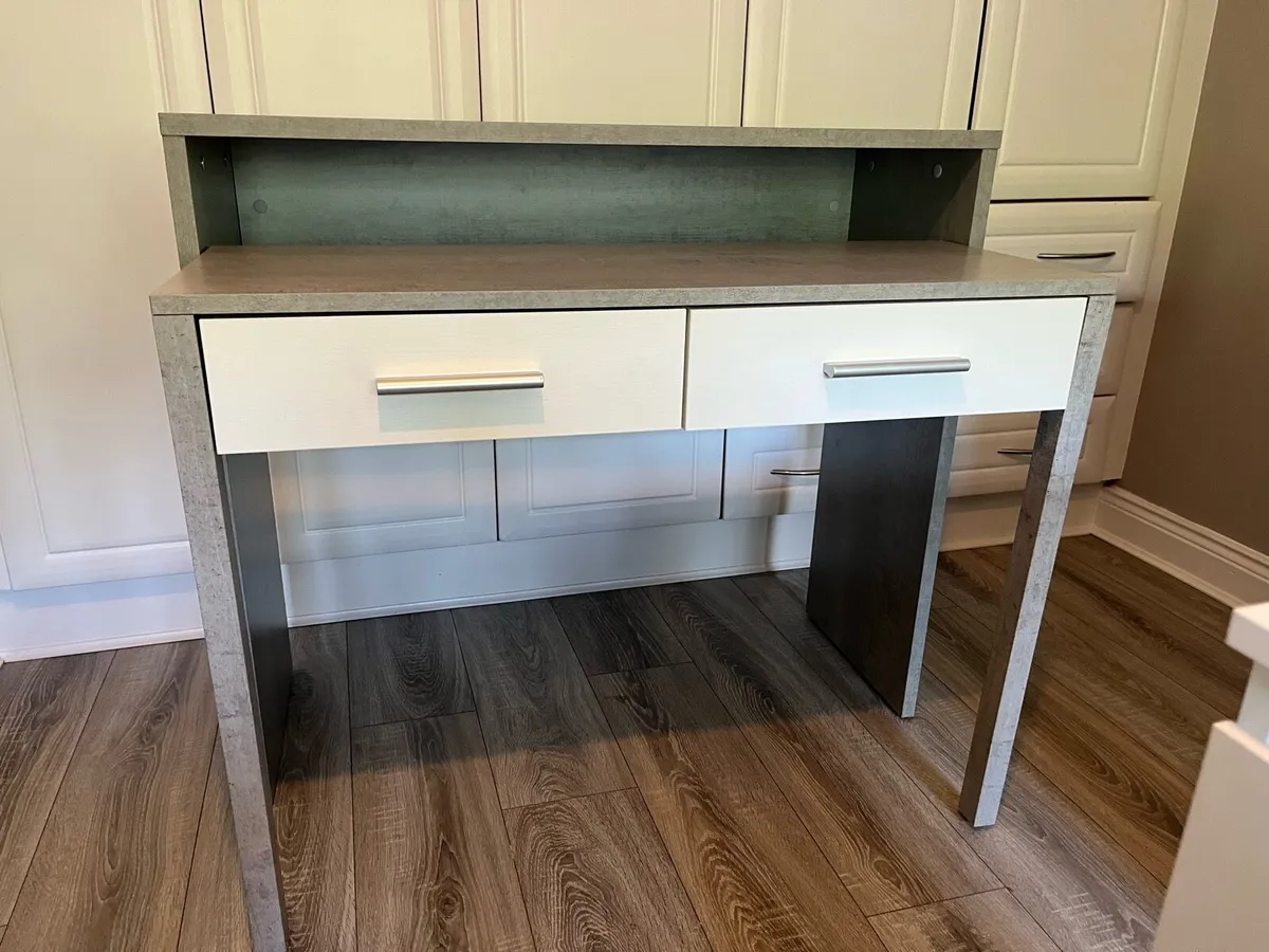 Desk - Image 1