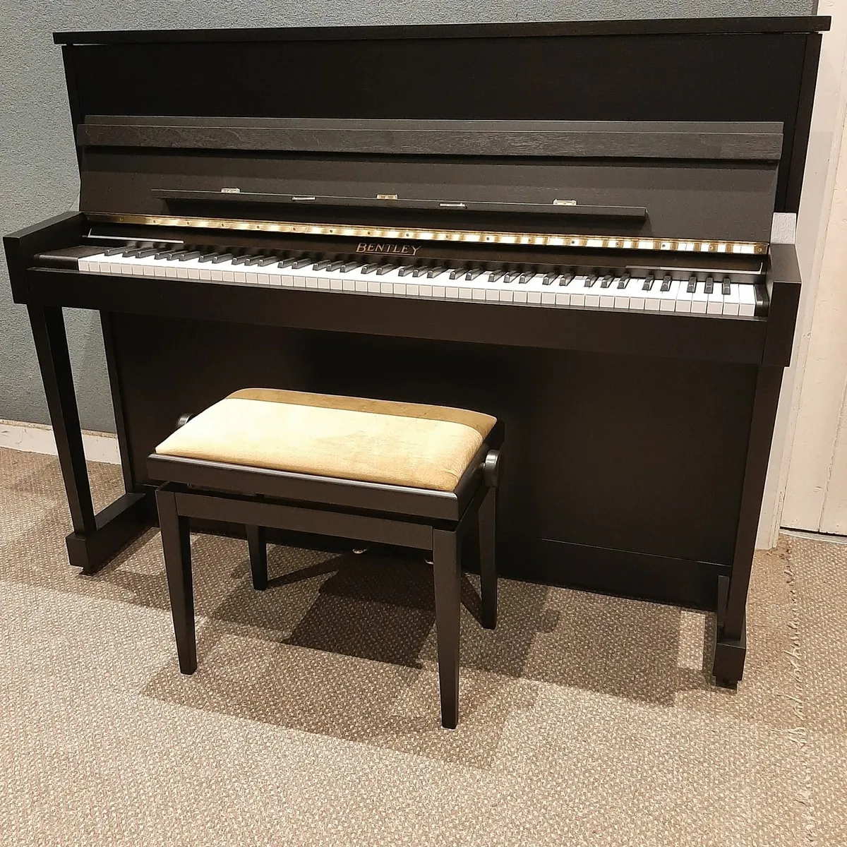 Bentley upright piano - Restored - Image 2