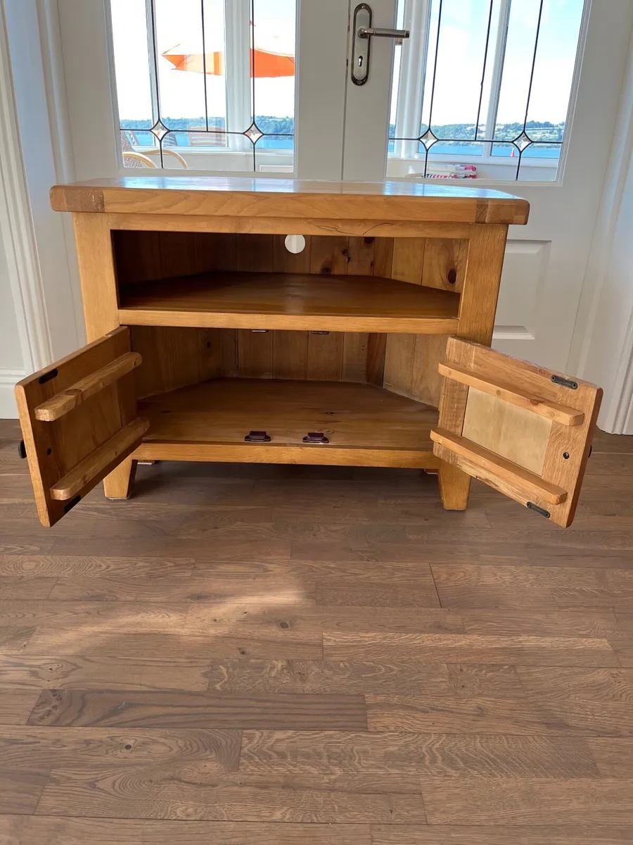 TV Stand - Image 2