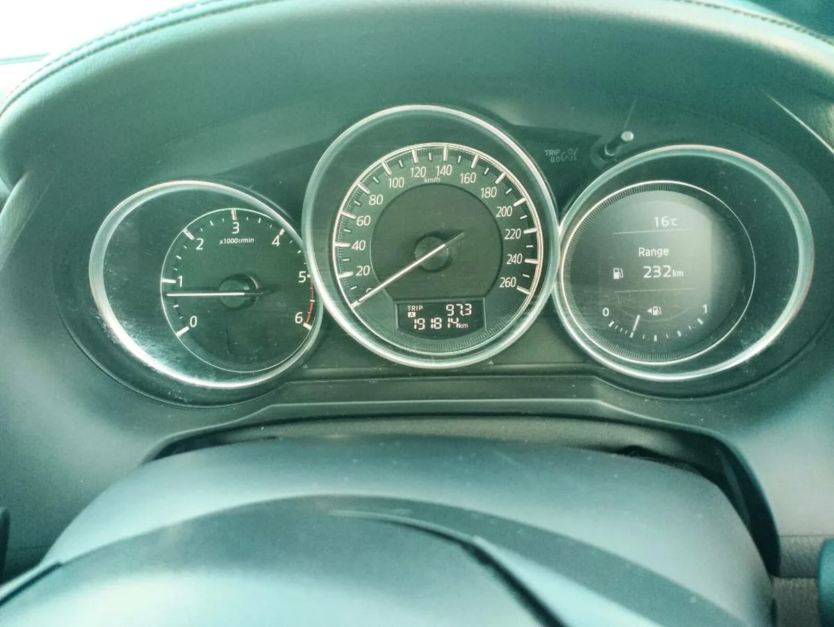 Mazda 6 - Image 2