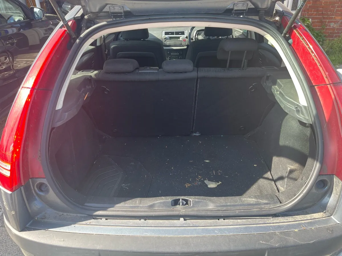 Citroen C4 - Image 2