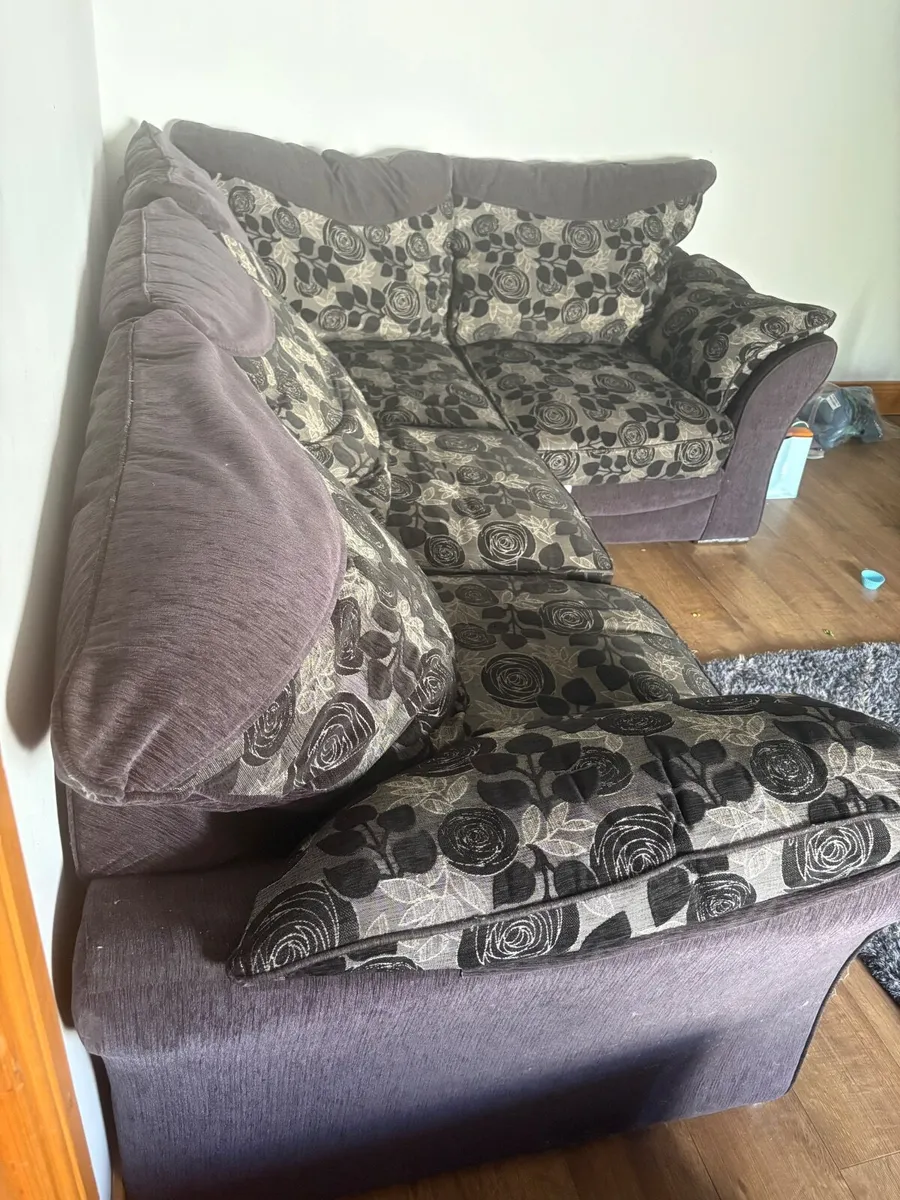 L shape couch - Image 3