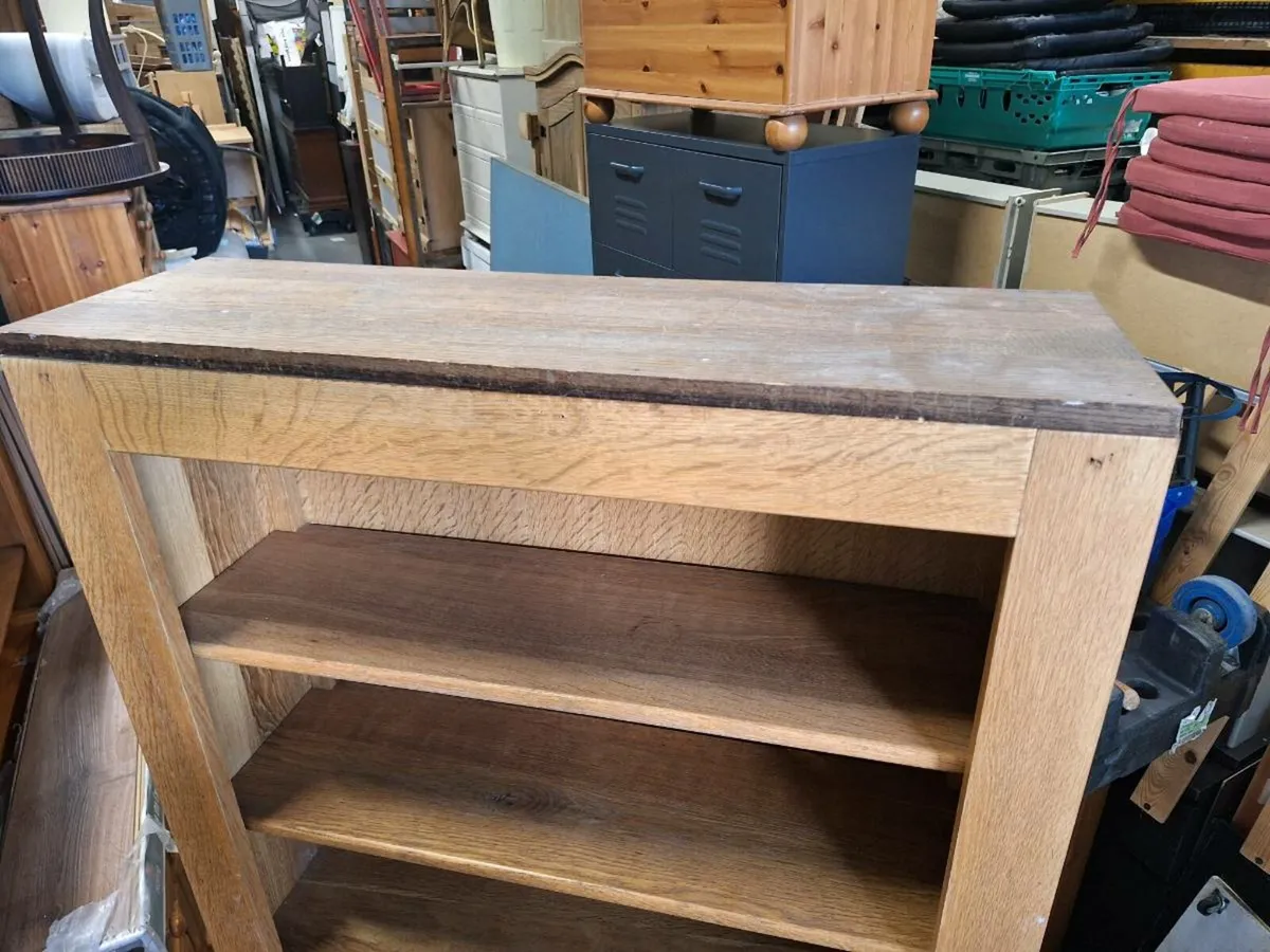 Heavy oak bookshelf (DELIVERY) - Image 3