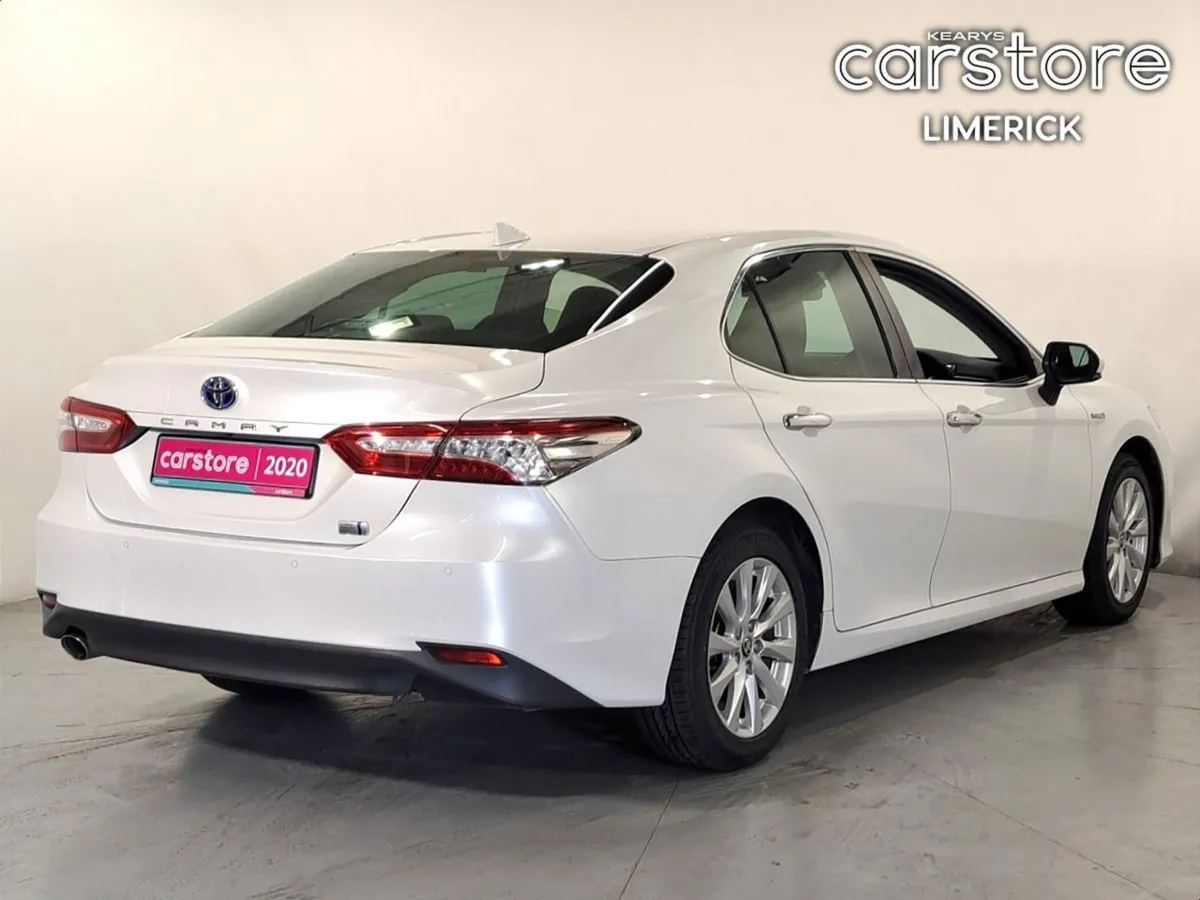 Toyota Camry 2.5 PET Hybrid - Image 3