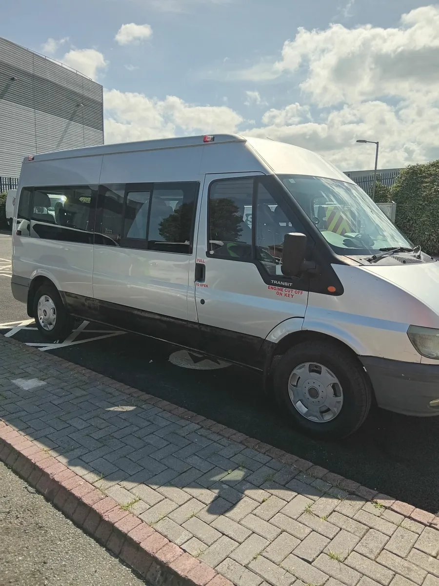 Ford Transit 2004 - Image 1