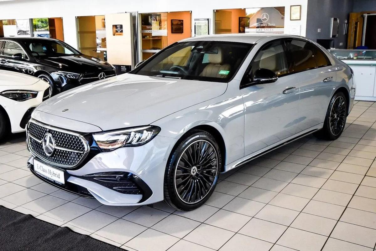 Mercedes-Benz E-Class E300de AMG Night Pack New - Image 3