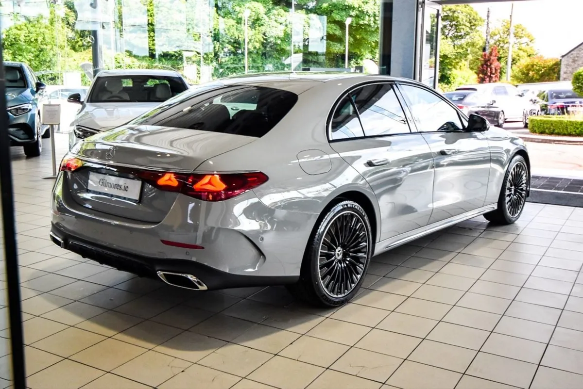 Mercedes-Benz E-Class E300de AMG Night Pack New - Image 2