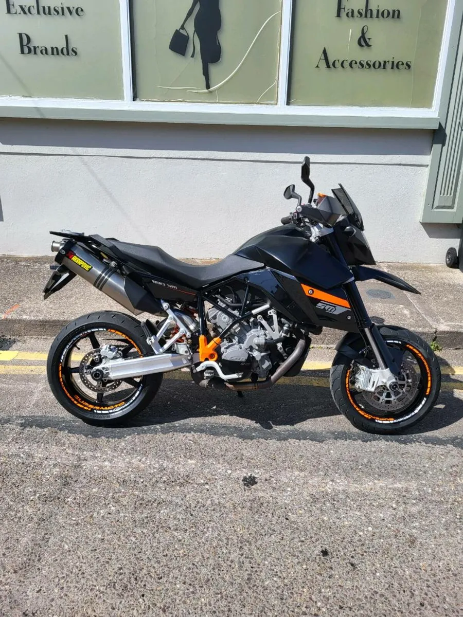 KTM 990 SUPERMOTO - Image 2