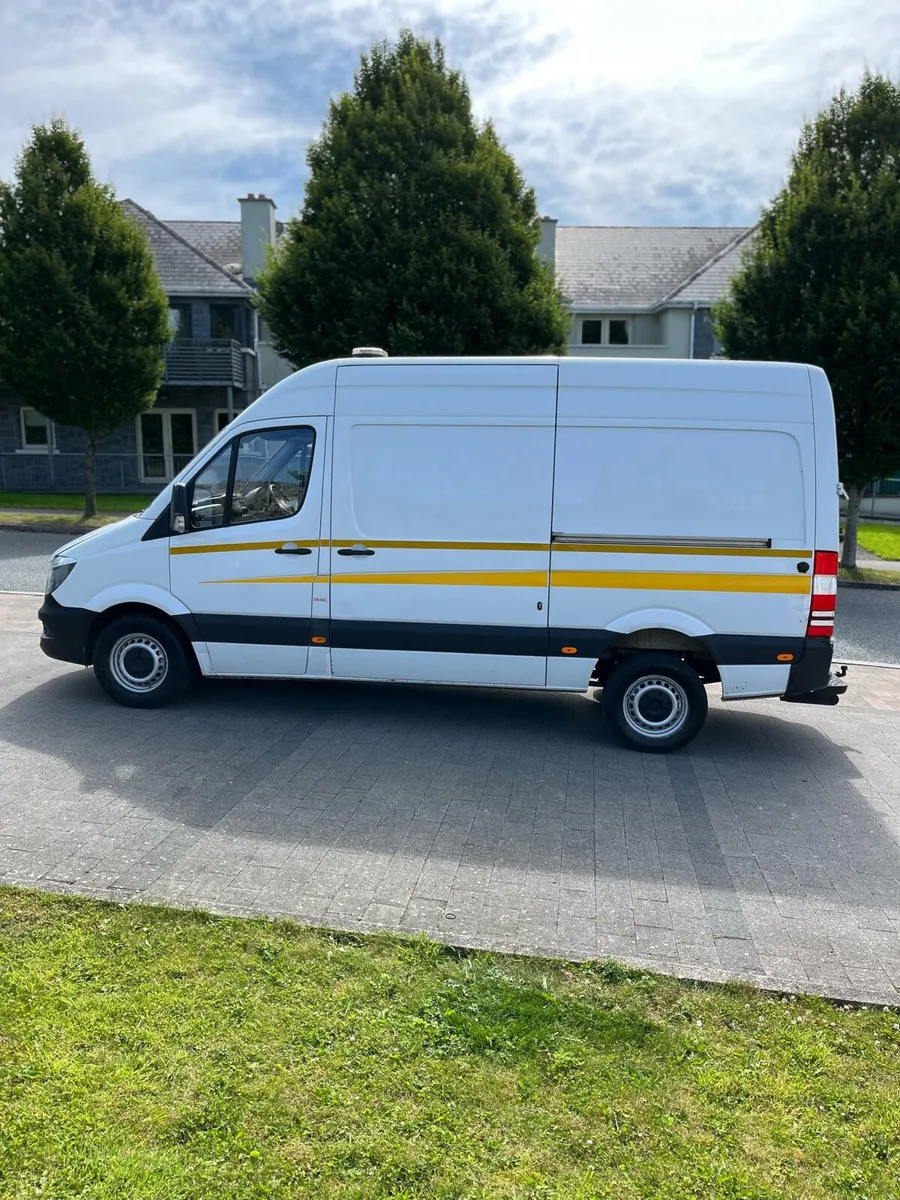 Mercedes Benz sprinter 313cdi MWB, High Roof, 2014 - Image 2