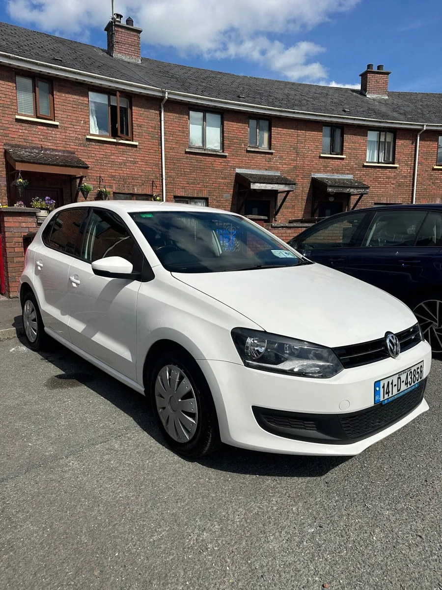 2014 Volkswagen Polo TSI AUTOMATIC - Image 2