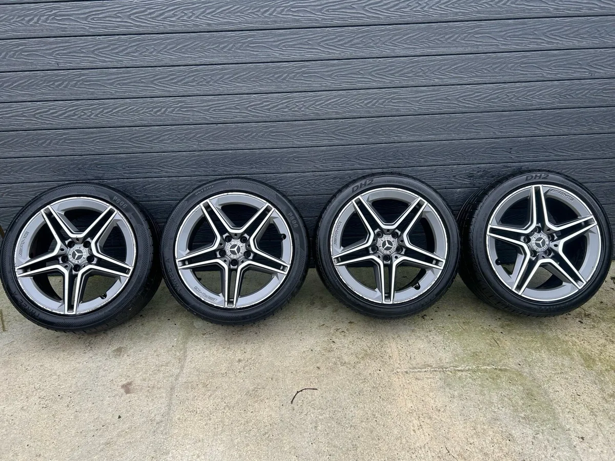 18” GENUINE MERCEDES AMG ALLOY WHEELS & TYRES - Image 2