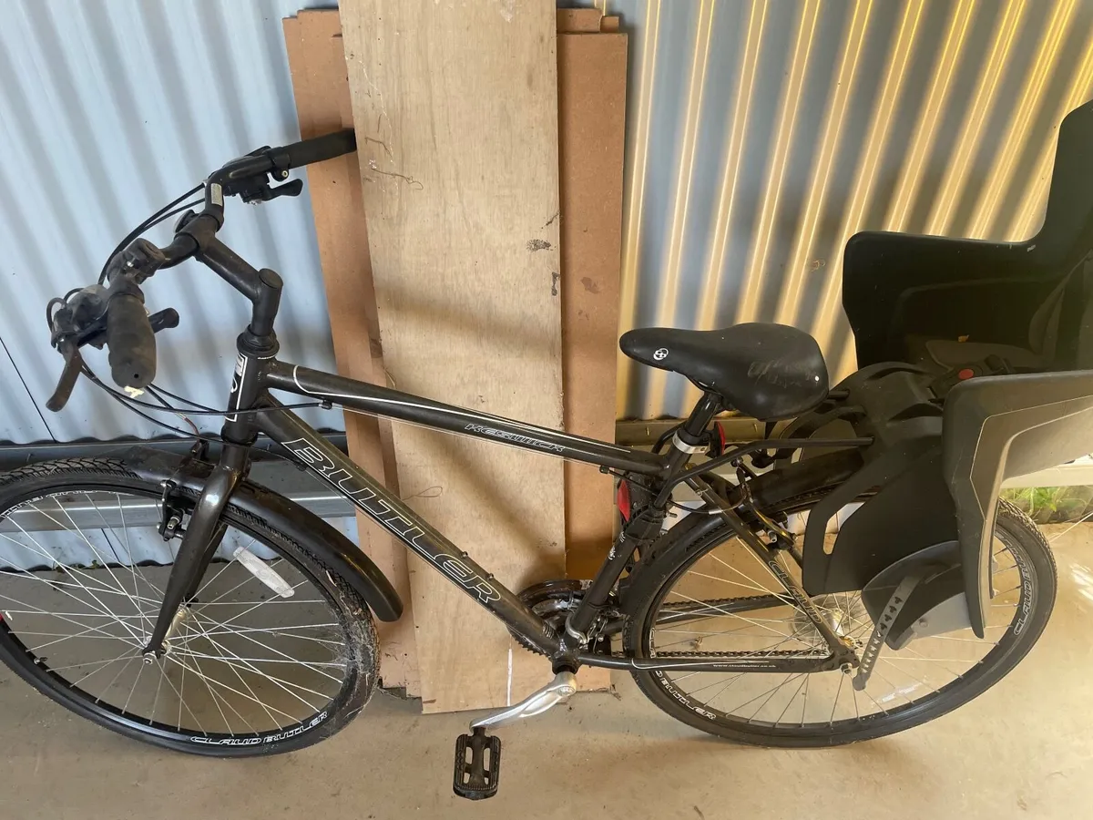 Bicycle with child seat - Image 3