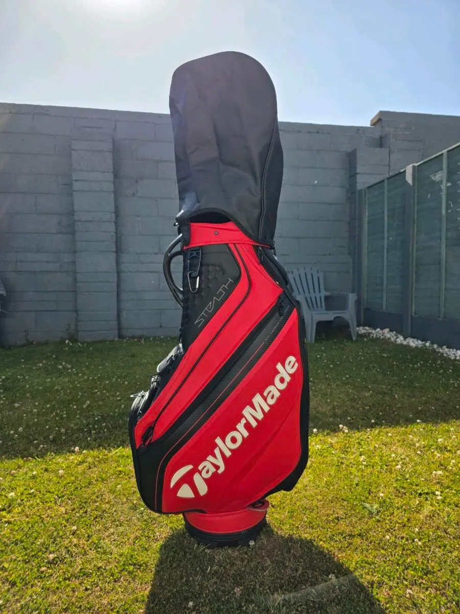 Taylormade Tour Bag - Image 1