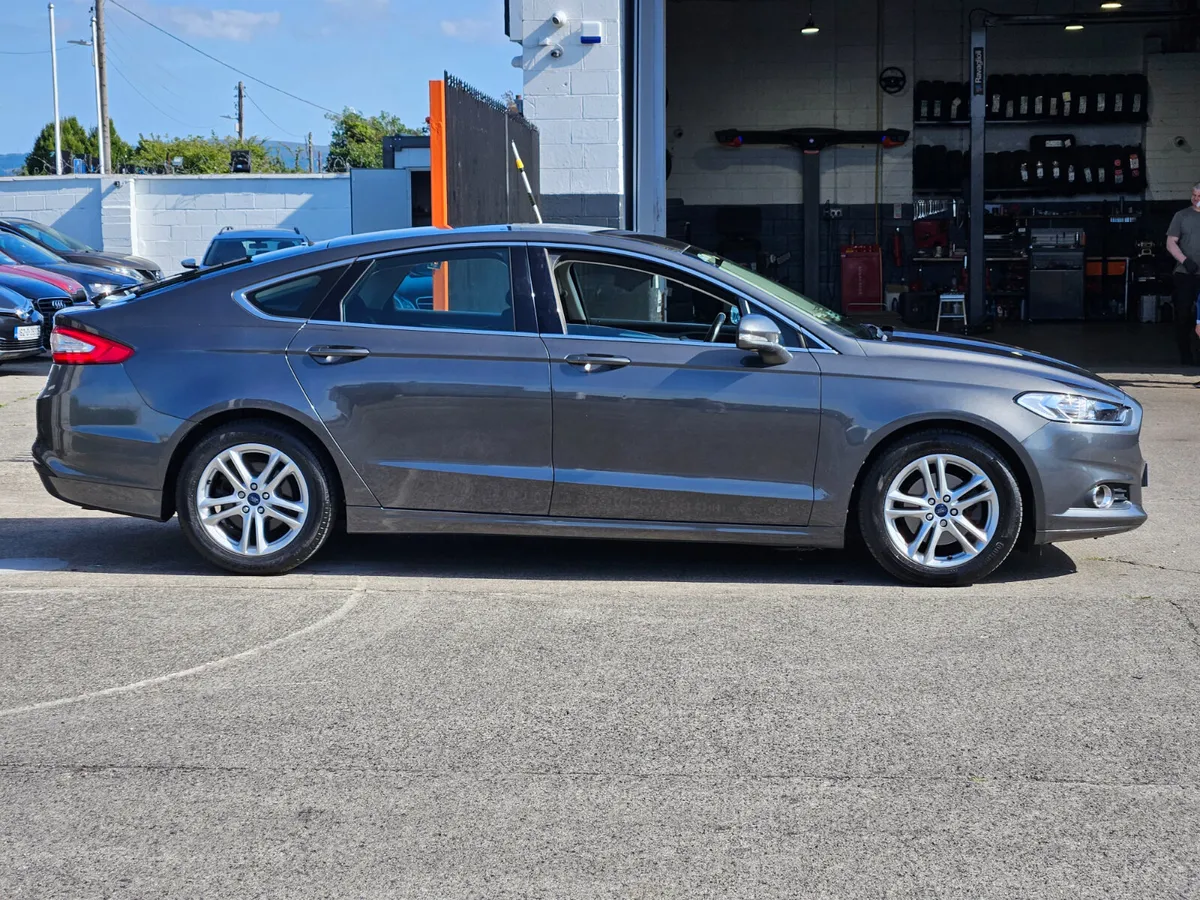 Ford Mondeo 2015 TDCI  115 PS ZETEC - Image 2
