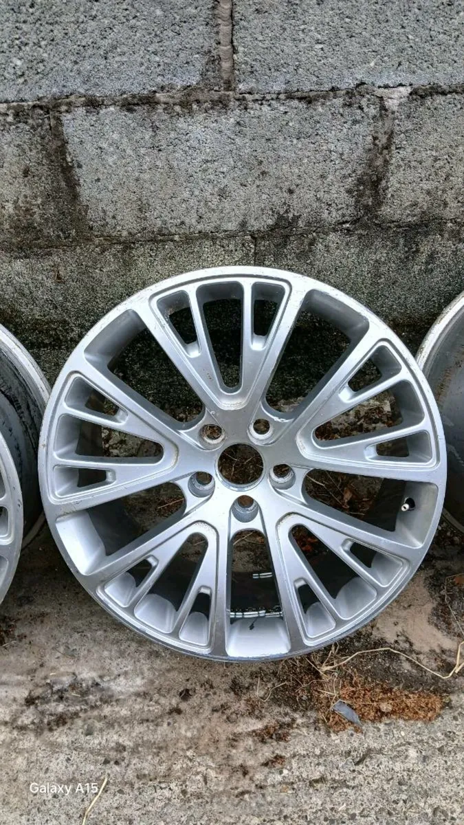 20inch Range Rover Alloys - Image 4