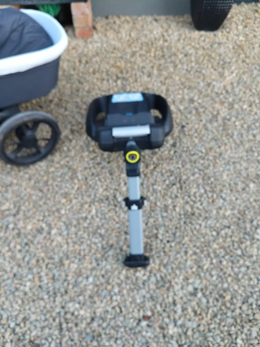 Pram - Image 2