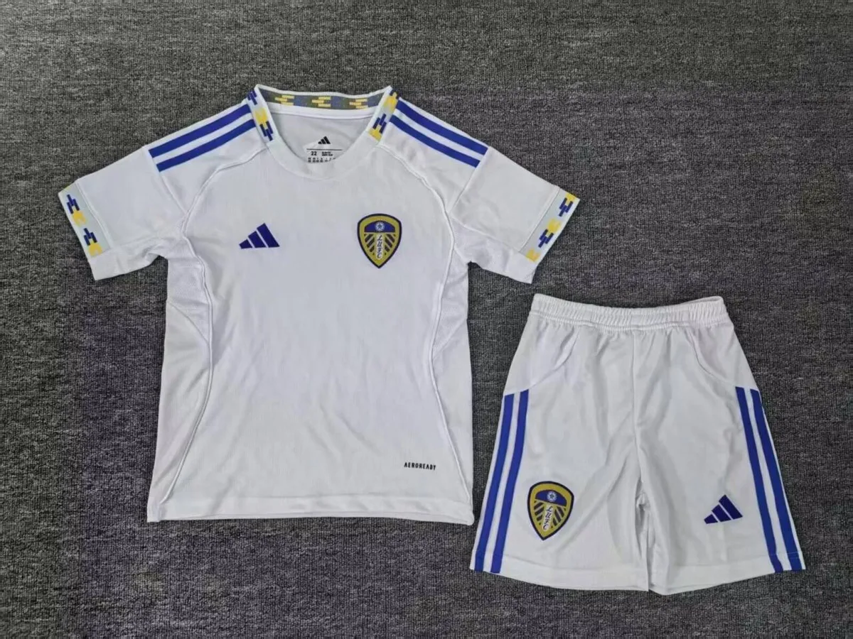 Leeds United - Image 2