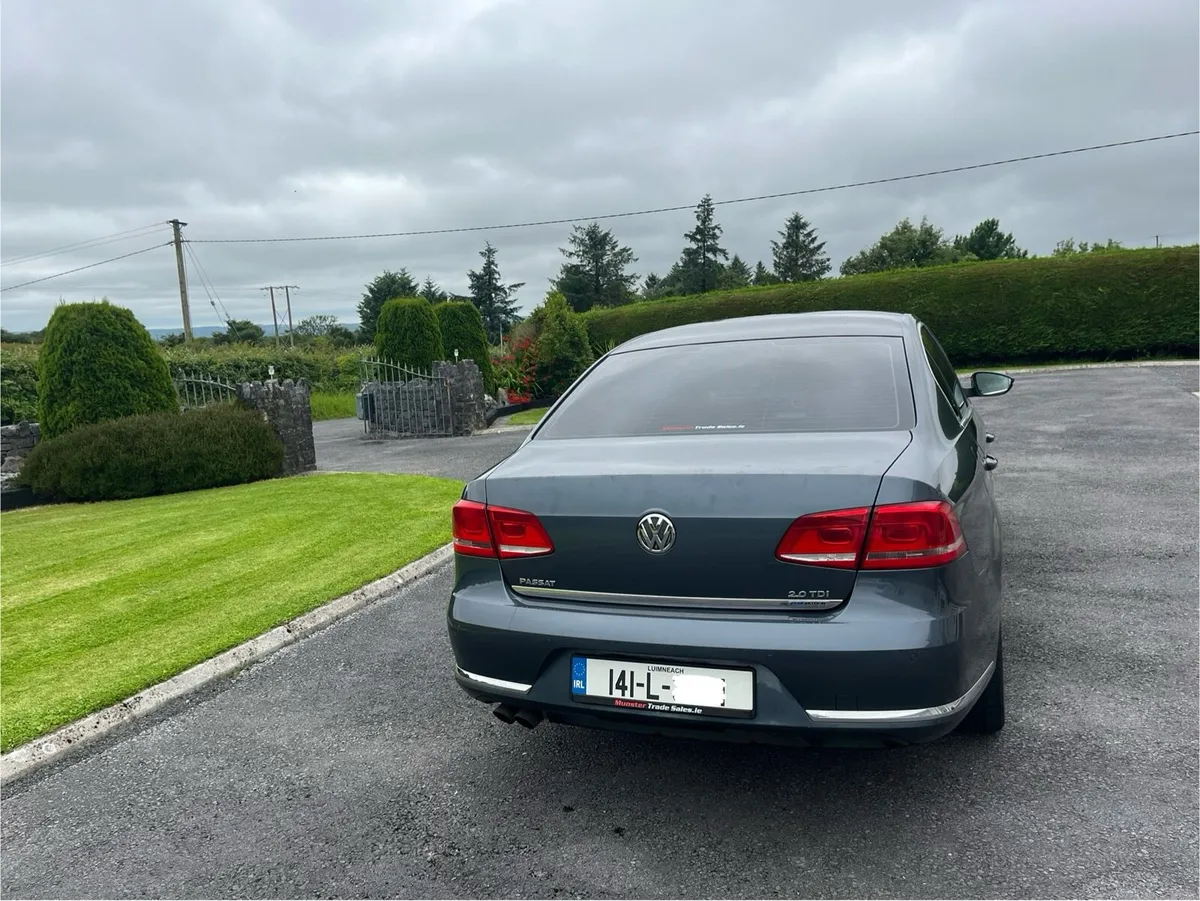 141 Volkswagen Passat - Image 4