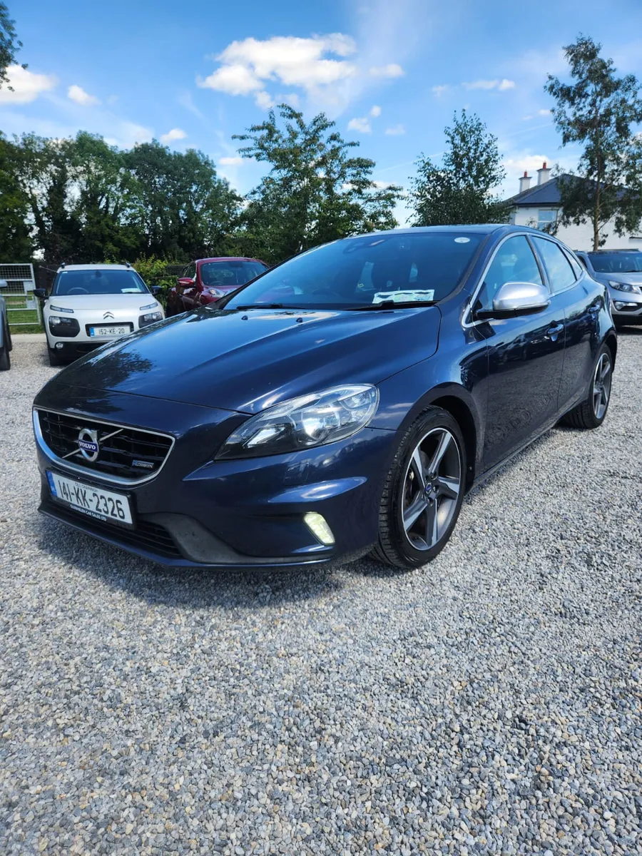 Volvo V40 NCT 6/26 - Image 1