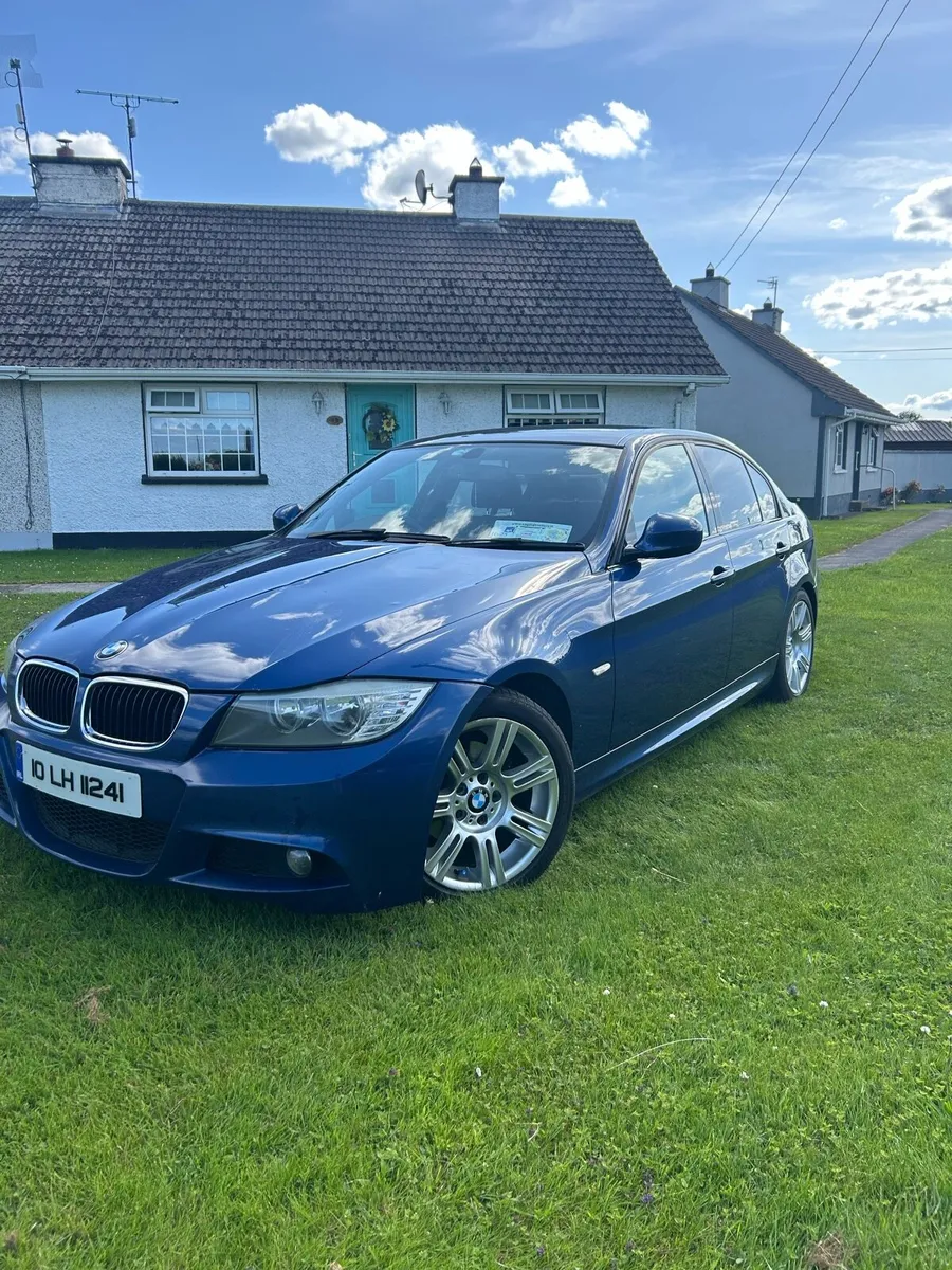 2010 BMW 3 Series - Image 1
