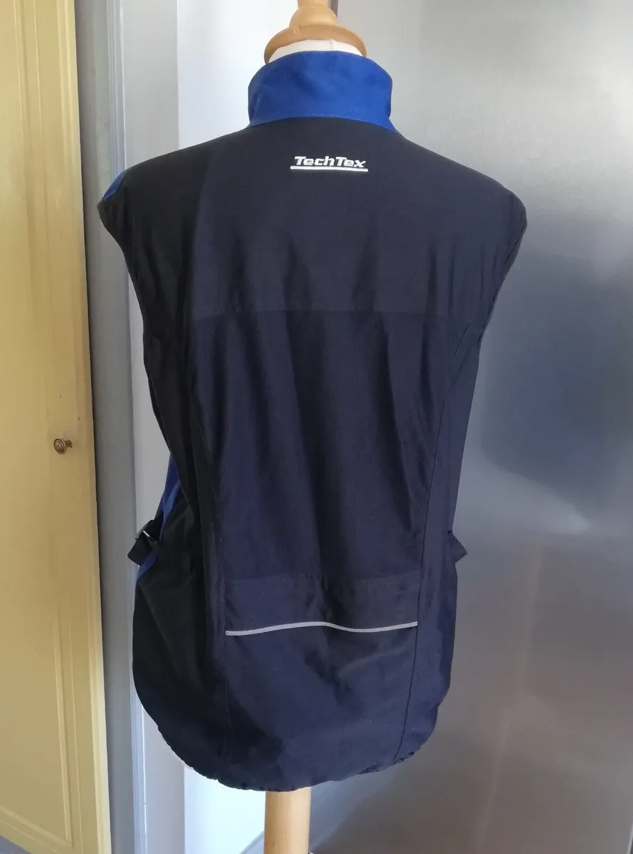 Racer Gilet suit gents or ladies small size - Image 4