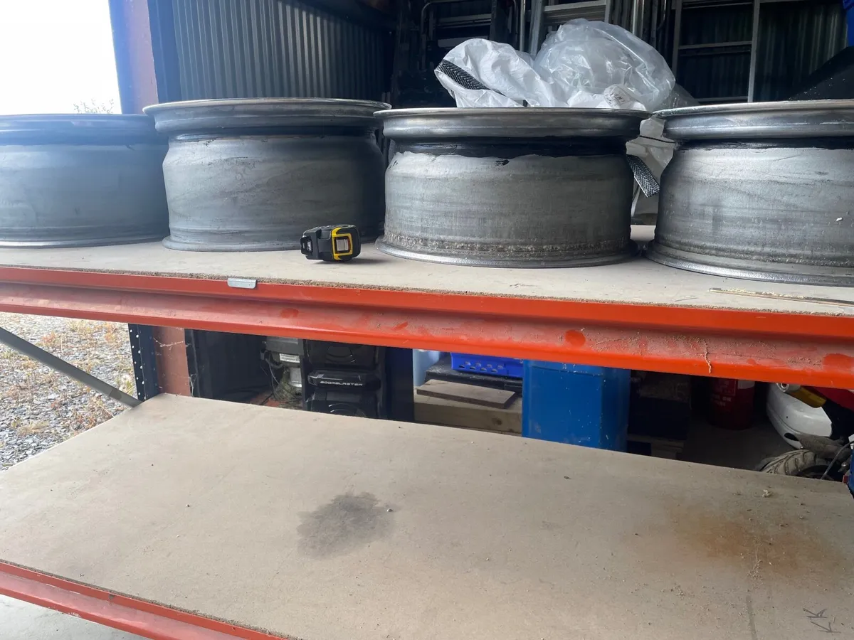 Alloy wheels - Image 2