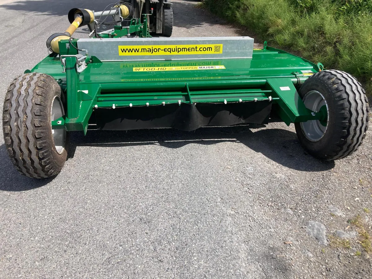 19/20 Major grass toppers 9 foot trailed - Image 2