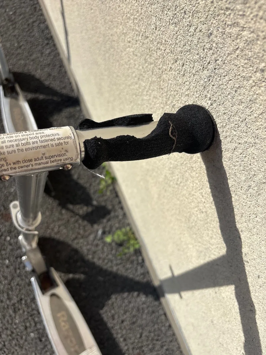 Razor kick scooter - Image 3